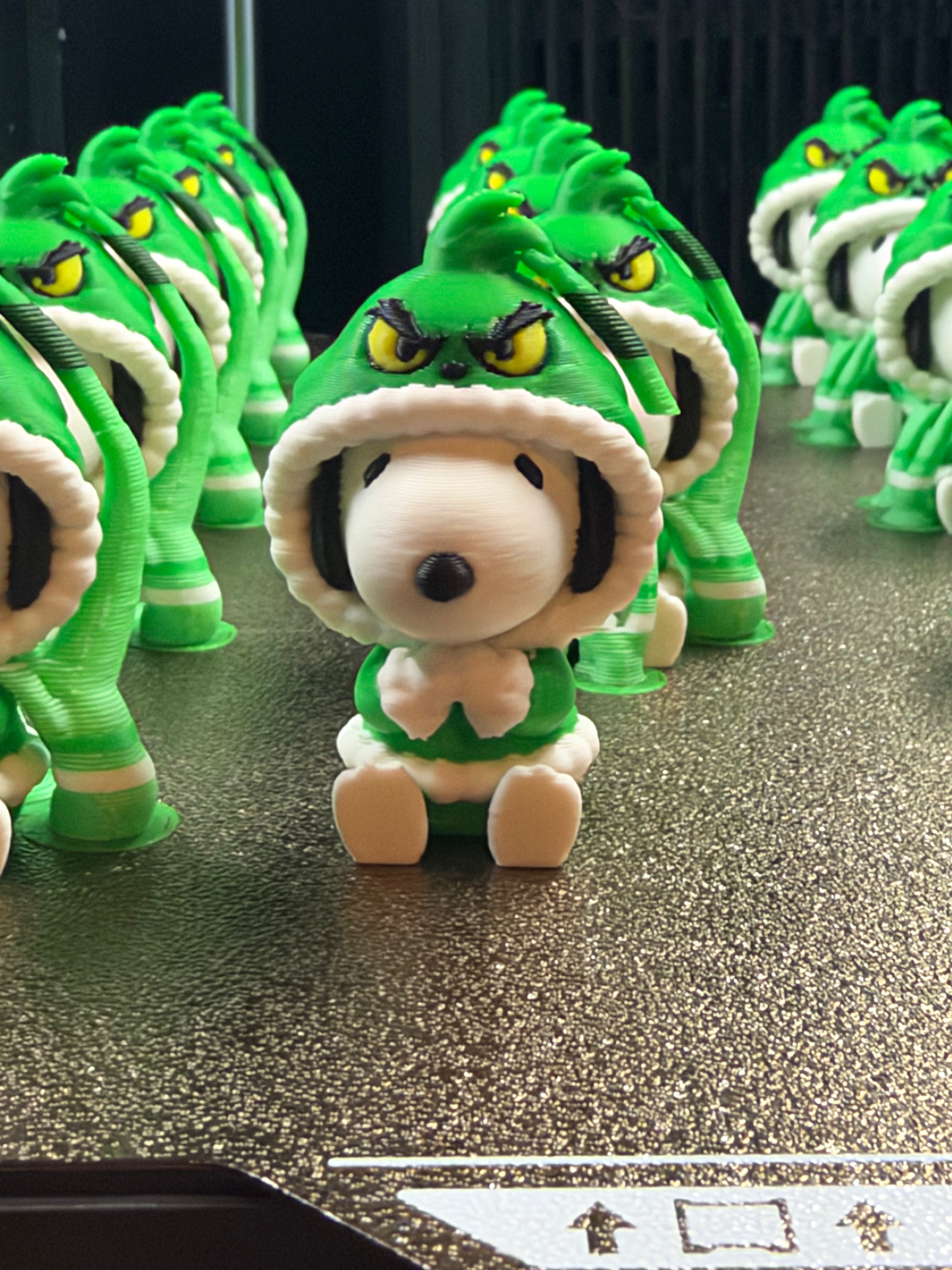 Grinch X Snoopy topper only
