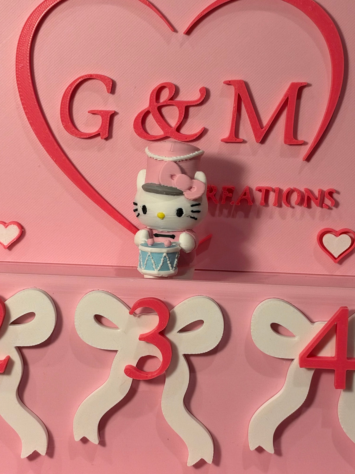Pink drummer HK 3D topper